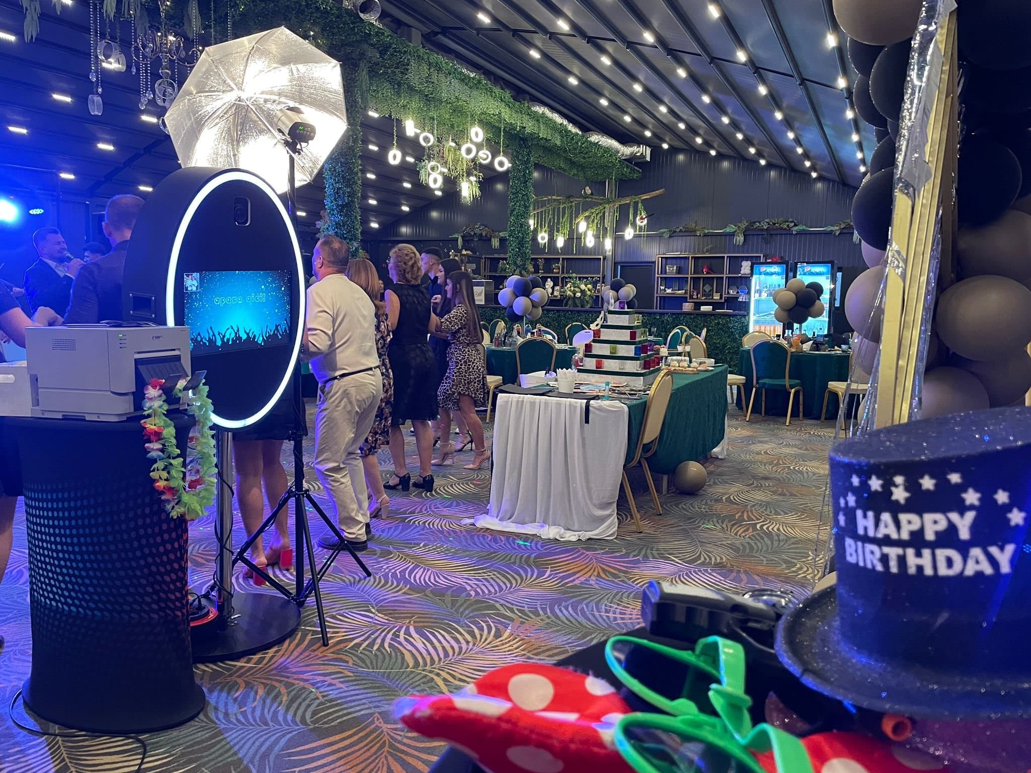 Petrecere privata cu cabina foto Bloom Events